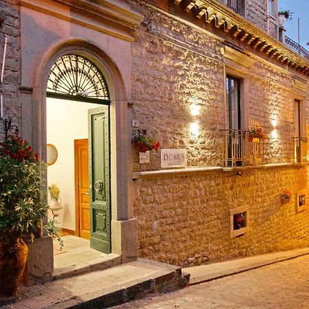 Domus Aurea Bed & Breakfast Montalbano Elicona Bagian luar foto
