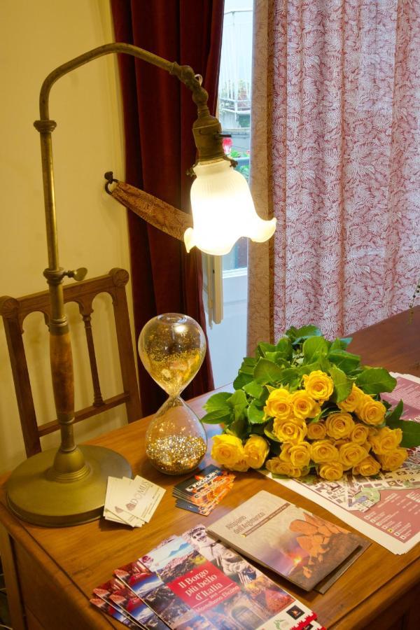 Domus Aurea Bed & Breakfast Montalbano Elicona Bagian luar foto