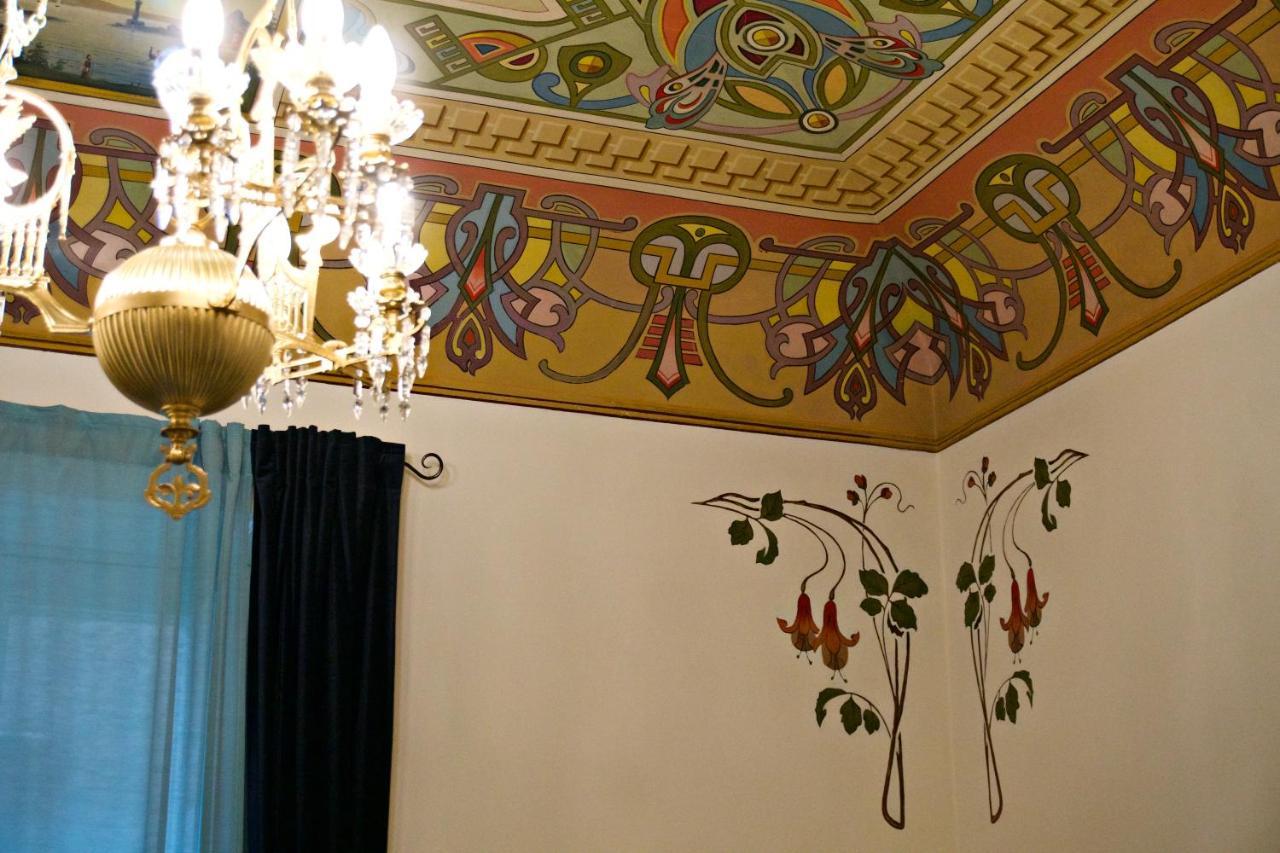 Domus Aurea Bed & Breakfast Montalbano Elicona Bagian luar foto